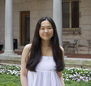 Joanna Shan ’28
